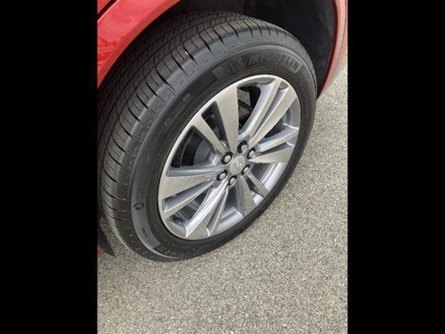 Certified 2025 Cadillac XT6 Premium Luxury w/ Platinum Package AWD/4WD image 19