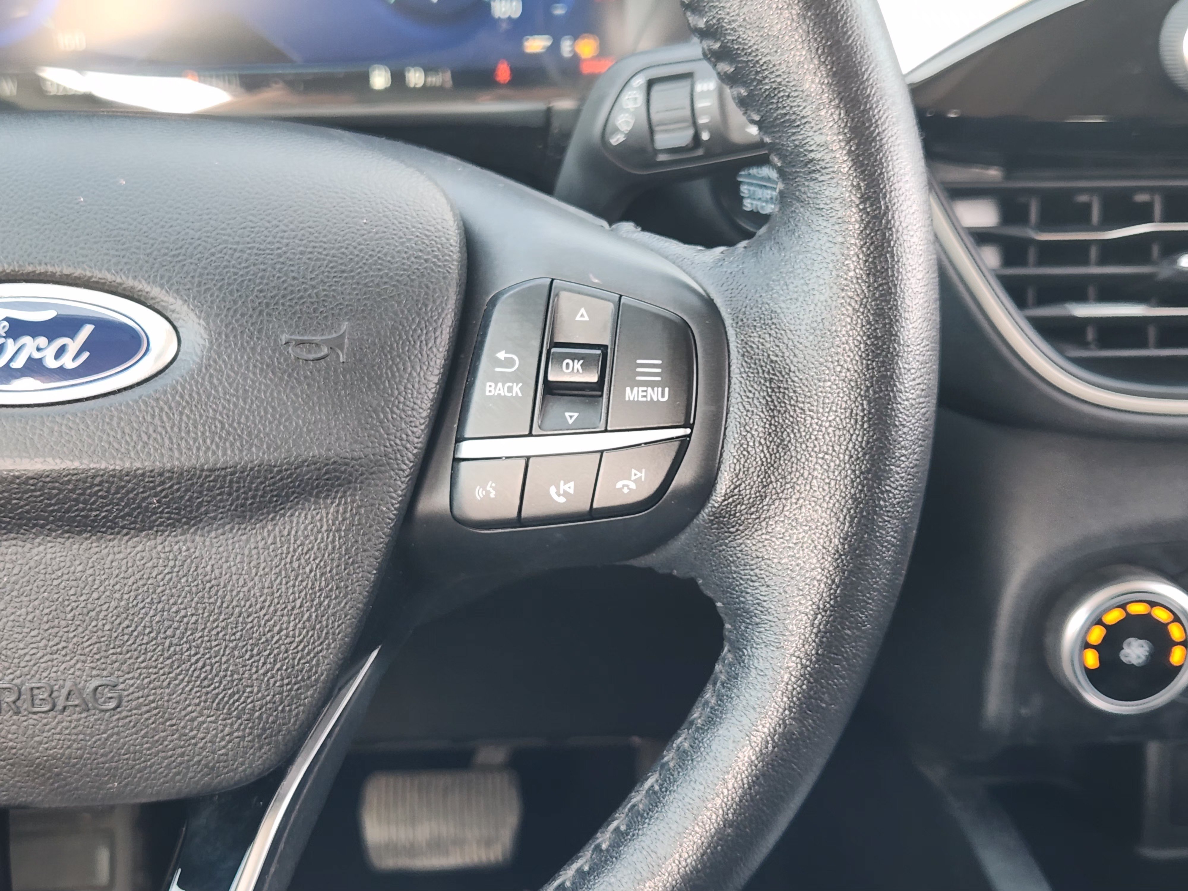 Used 2020 Ford Escape SE Sport AWD/4WD image 28