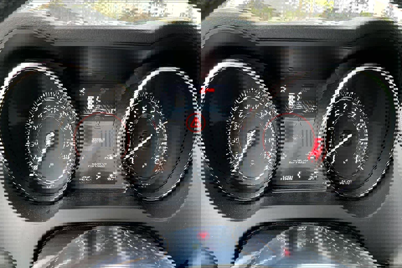 Used 2020 Jaguar F-TYPE R-Dynamic image 23