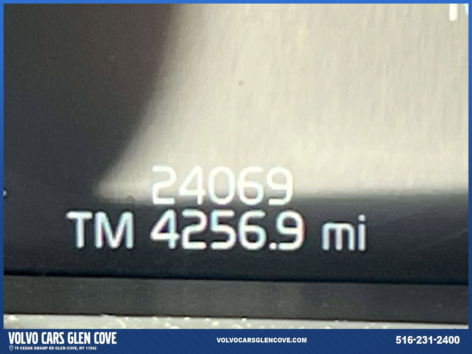 Used 2021 Volvo S60 T5 Momentum w/ Climate Package AWD/4WD image 26