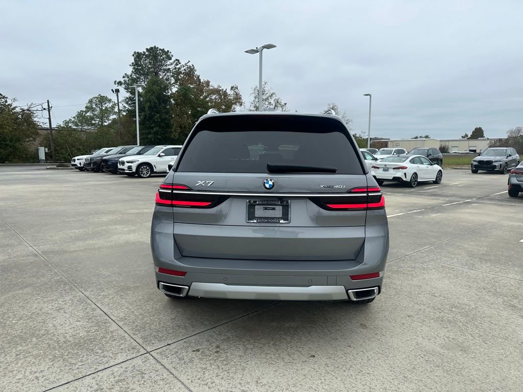 Certified 2025 BMW X7 xDrive40i image 6