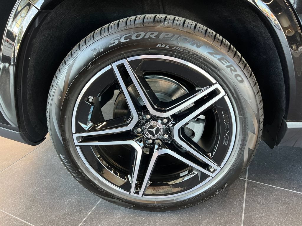 New 2026 Mercedes-Benz GLS 450 4MATIC image 30