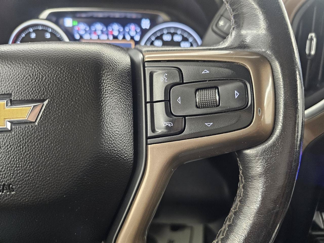 Used 2023 Chevrolet Silverado 3500 High Country w/ Z71 Off-Road Package AWD/4WD image 18