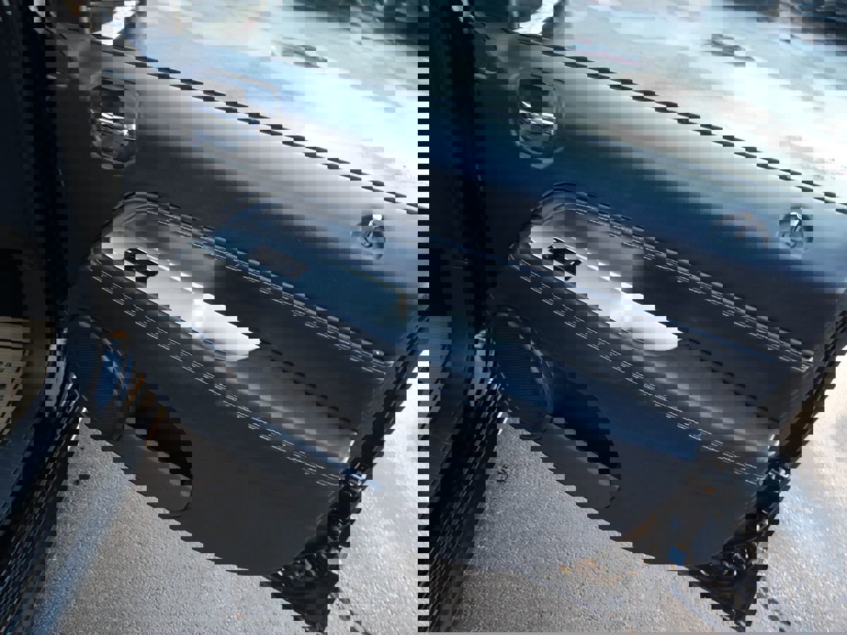 Used 2016 Jeep Compass Latitude image 32