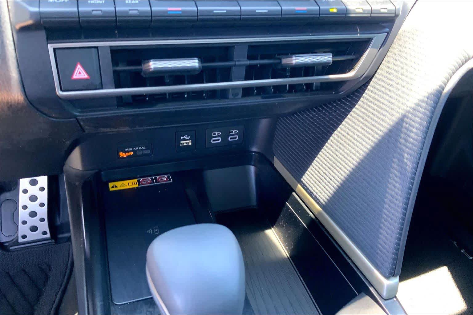 Used 2026 Toyota Camry SE w/ Convenience Package FWD image 35