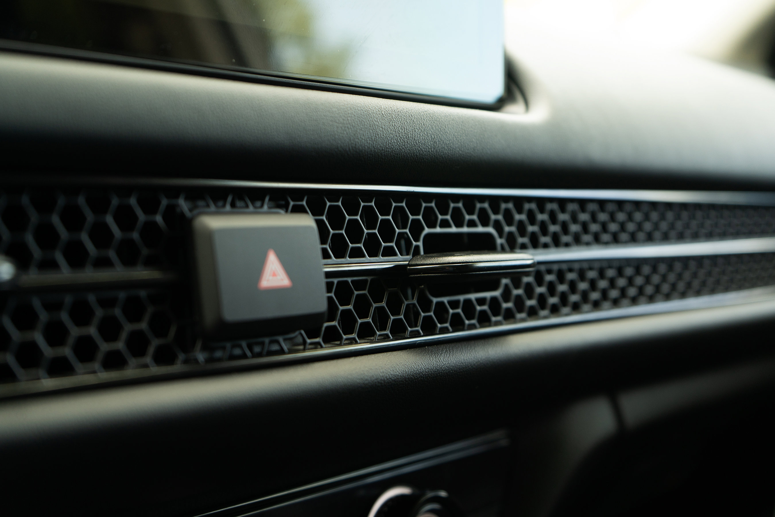 Certified 2026 Honda HR-V LX image 34