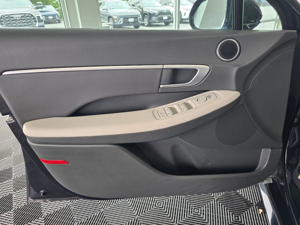 Used 2024 Hyundai Sonata SEL FWD image 17