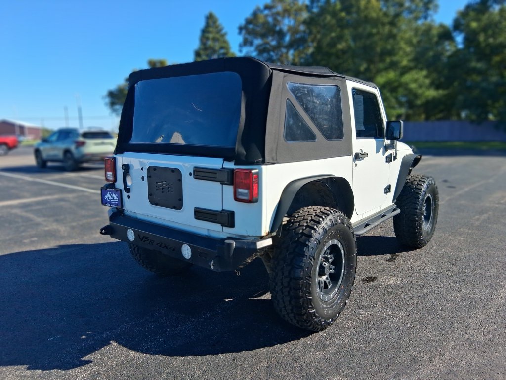Used 2016 Jeep Wrangler Sport AWD/4WD image 7