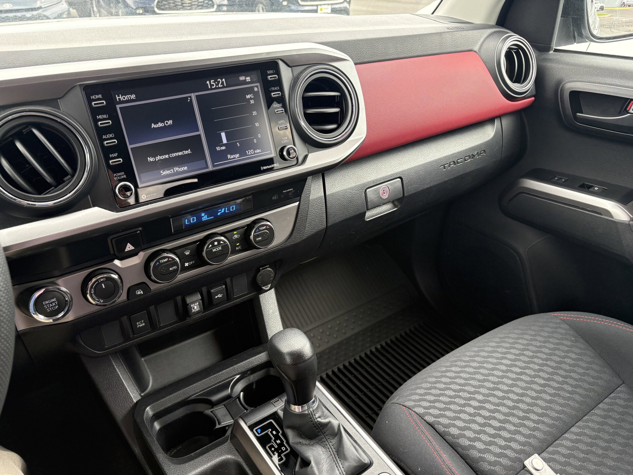 Certified 2023 Toyota Tacoma SR5 AWD/4WD image 9