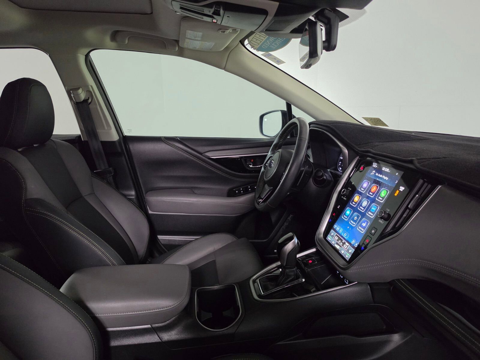 Certified 2025 Subaru Outback Onyx Edition AWD/4WD image 24