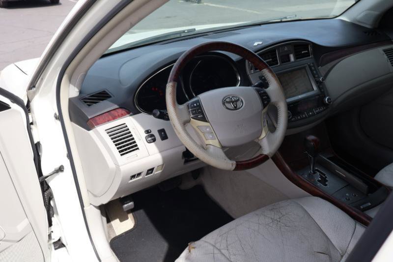 Used 2011 Toyota Avalon Limited FWD image 12
