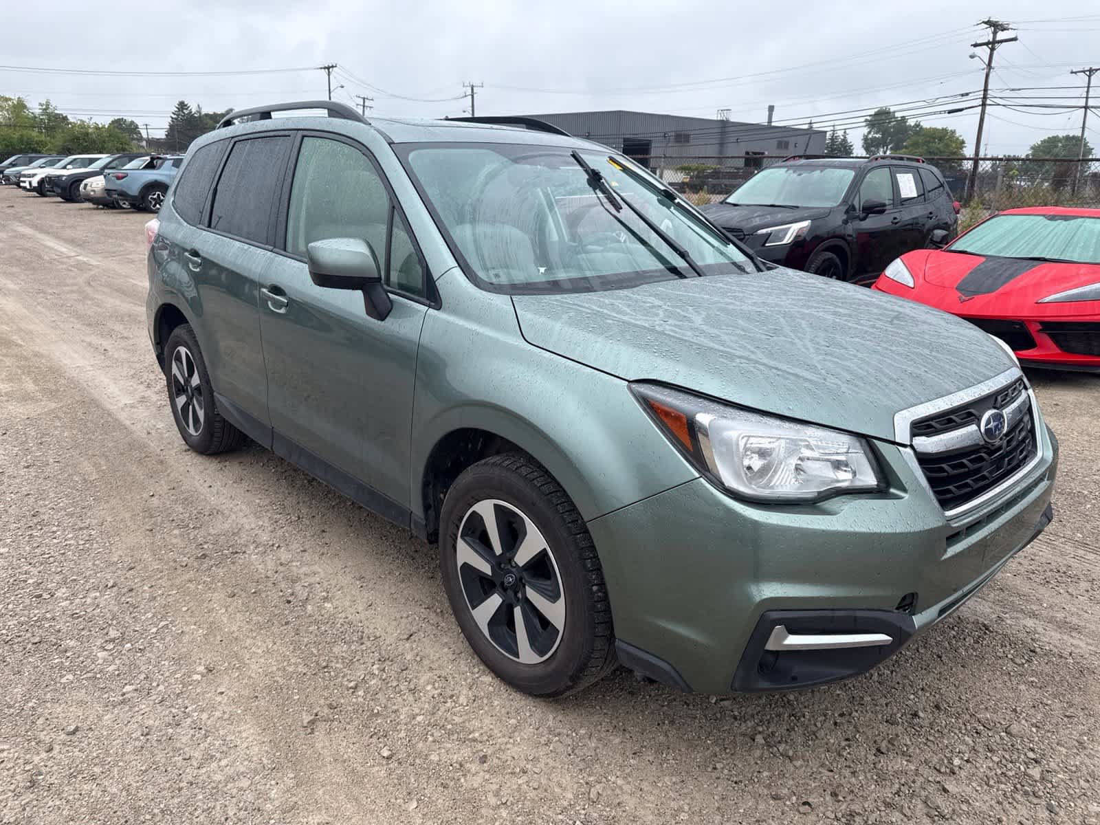 Used 2018 Subaru Forester 2.5i Premium w/ All-Weather Package AWD/4WD image 4
