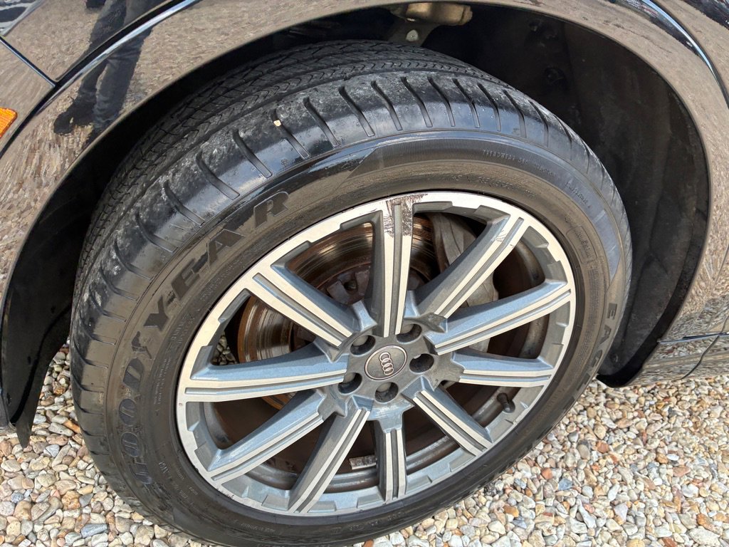 Used 2018 Audi Q7 3.0T Prestige image 35