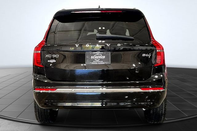 New 2026 Volvo XC90 B6 Plus w/ Protection Package image 5