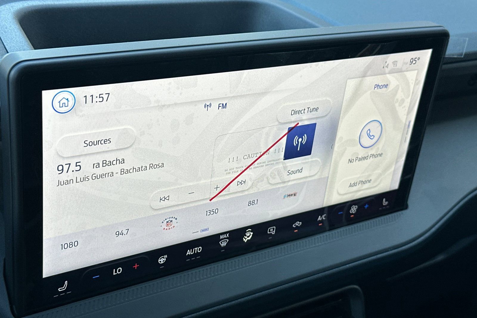 New 2025 Ford Maverick XLT w/ XLT Luxury Package image 17