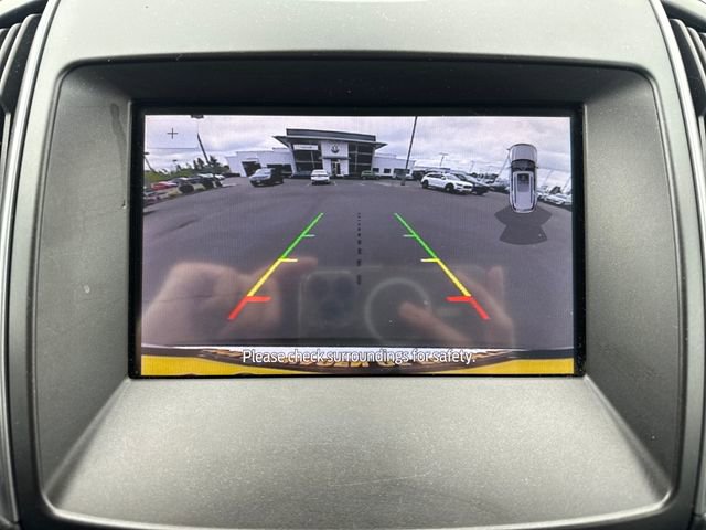 Used 2020 Ford Edge SE FWD image 25