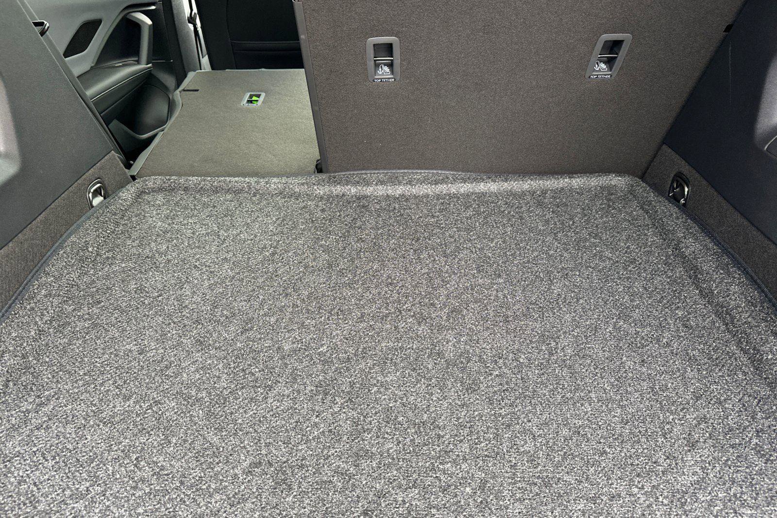 New 2026 Volkswagen Tiguan SE image 14