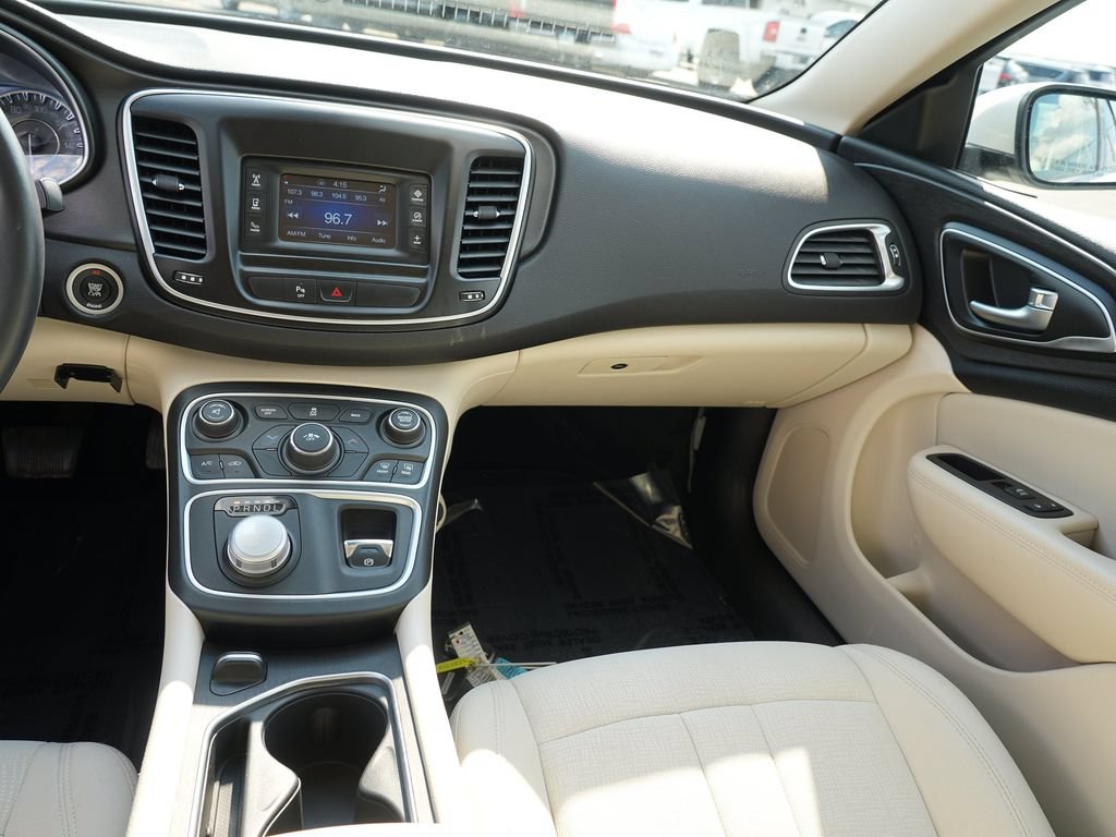 Used 2016 Chrysler 200 Limited w/ Travel & Safety Group FWD image 21
