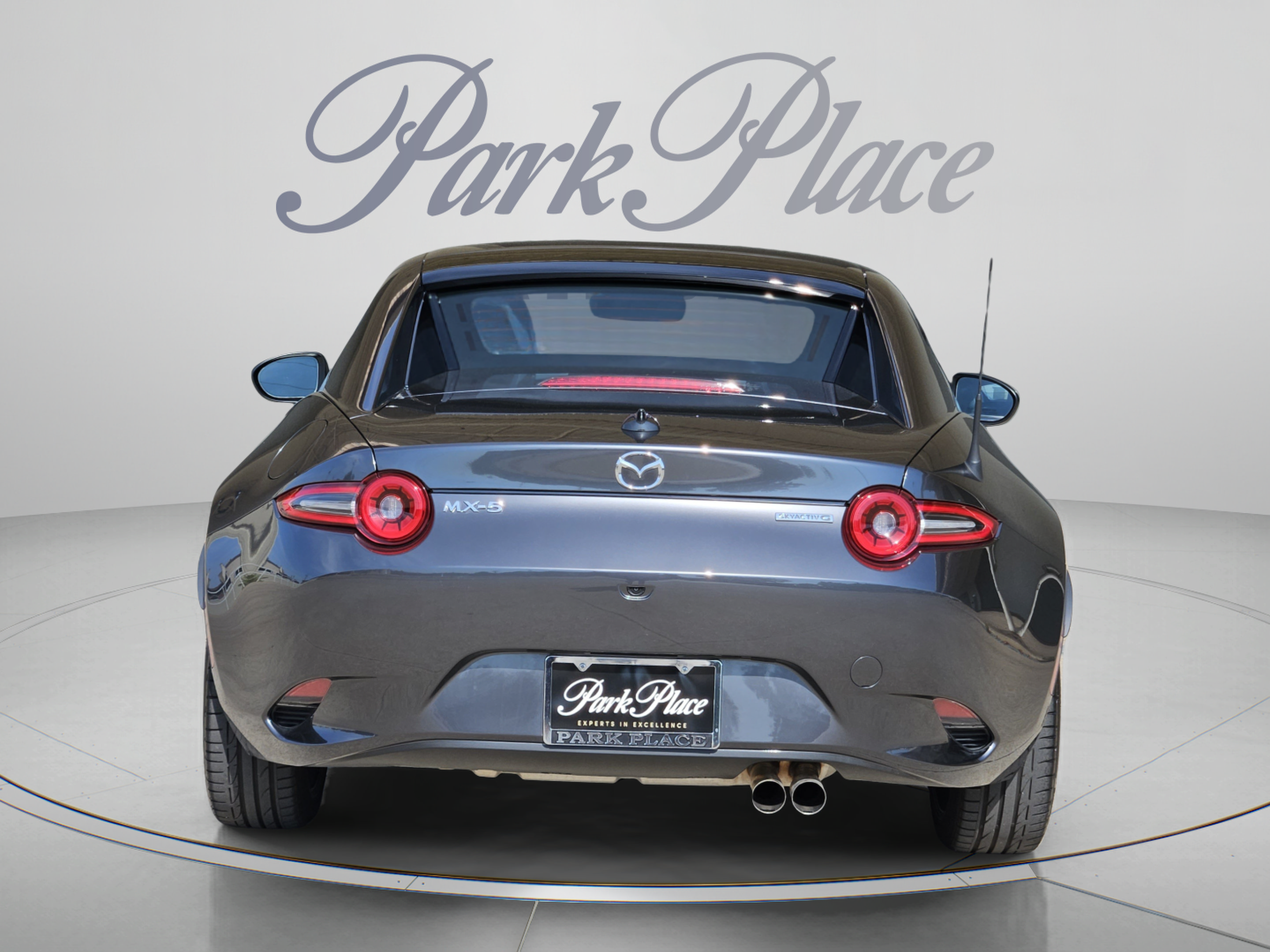 Used 2024 MAZDA MX-5 Miata RF Grand Touring RWD image 4