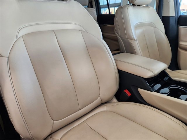 Used 2021 Jeep Grand Cherokee L Limited image 16