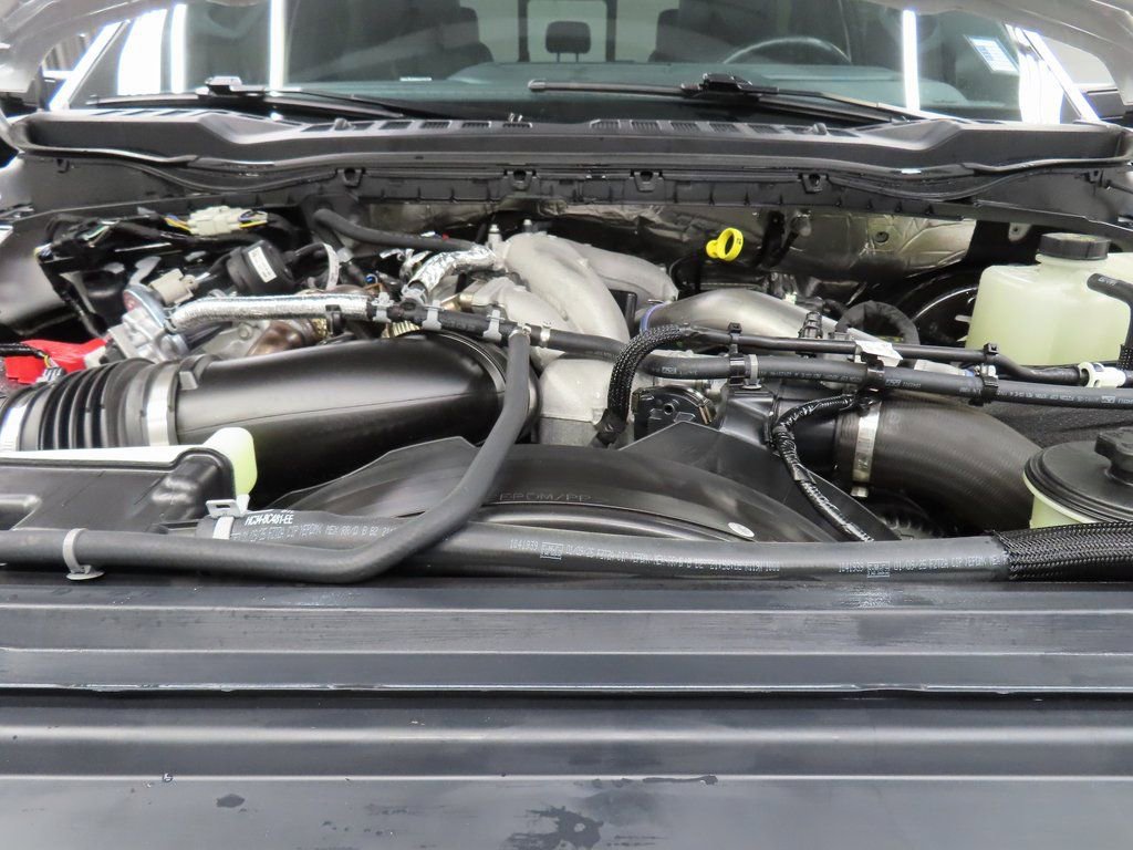 Used 2025 Ford F250 Platinum AWD/4WD image 37