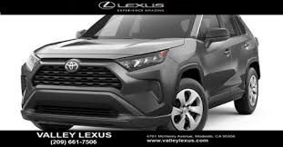 Used 2020 Toyota RAV4 XLE Premium AWD/4WD image 2