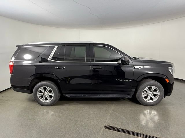 Used 2022 GMC Yukon SLE AWD/4WD image 6