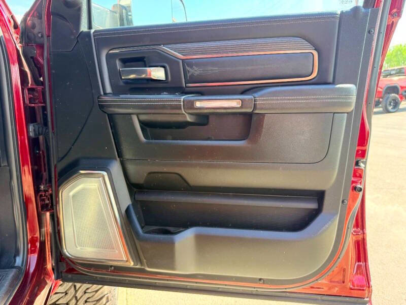 Used 2019 RAM 2500 Limited AWD/4WD image 38