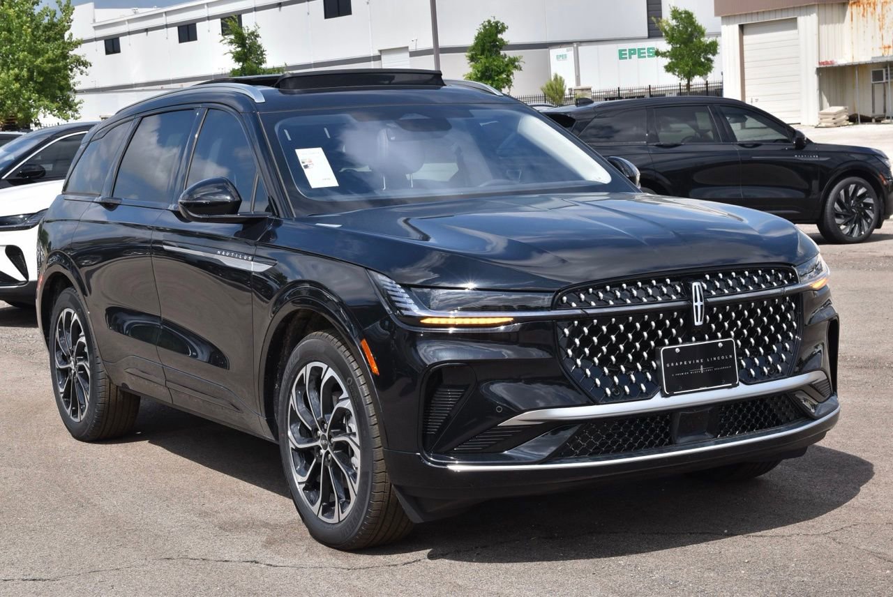 New 2026 Lincoln Nautilus Reserve AWD/4WD image 10