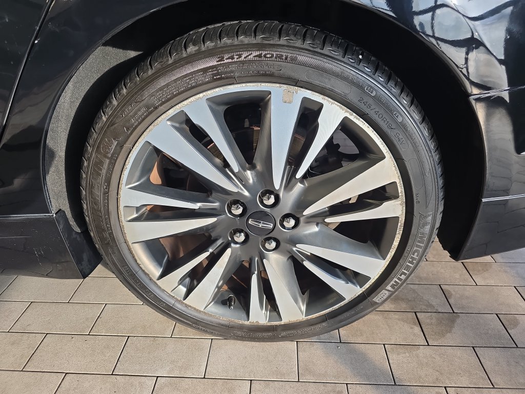 Used 2017 Lincoln MKZ Select w/ Technology Package FWD image 33