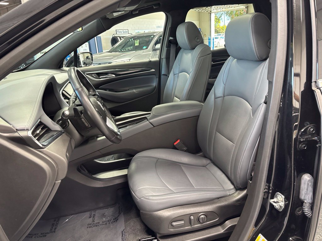 Used 2023 Buick Enclave Essence w/ Experience Buick Package AWD/4WD image 10