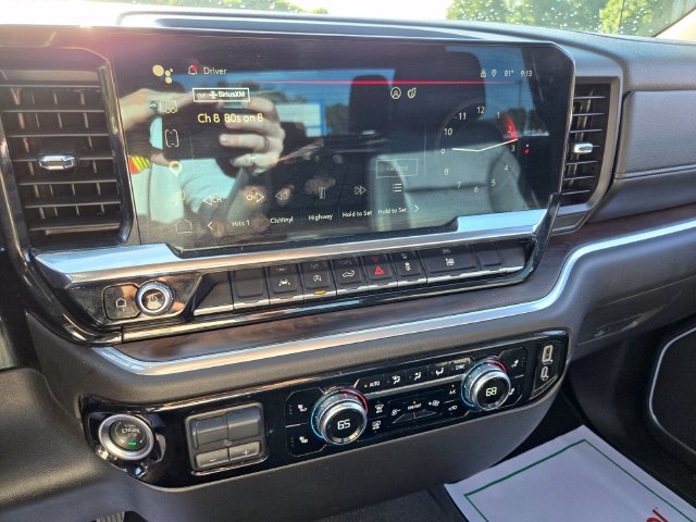 Used 2025 GMC Sierra 1500 SLT AWD/4WD image 27