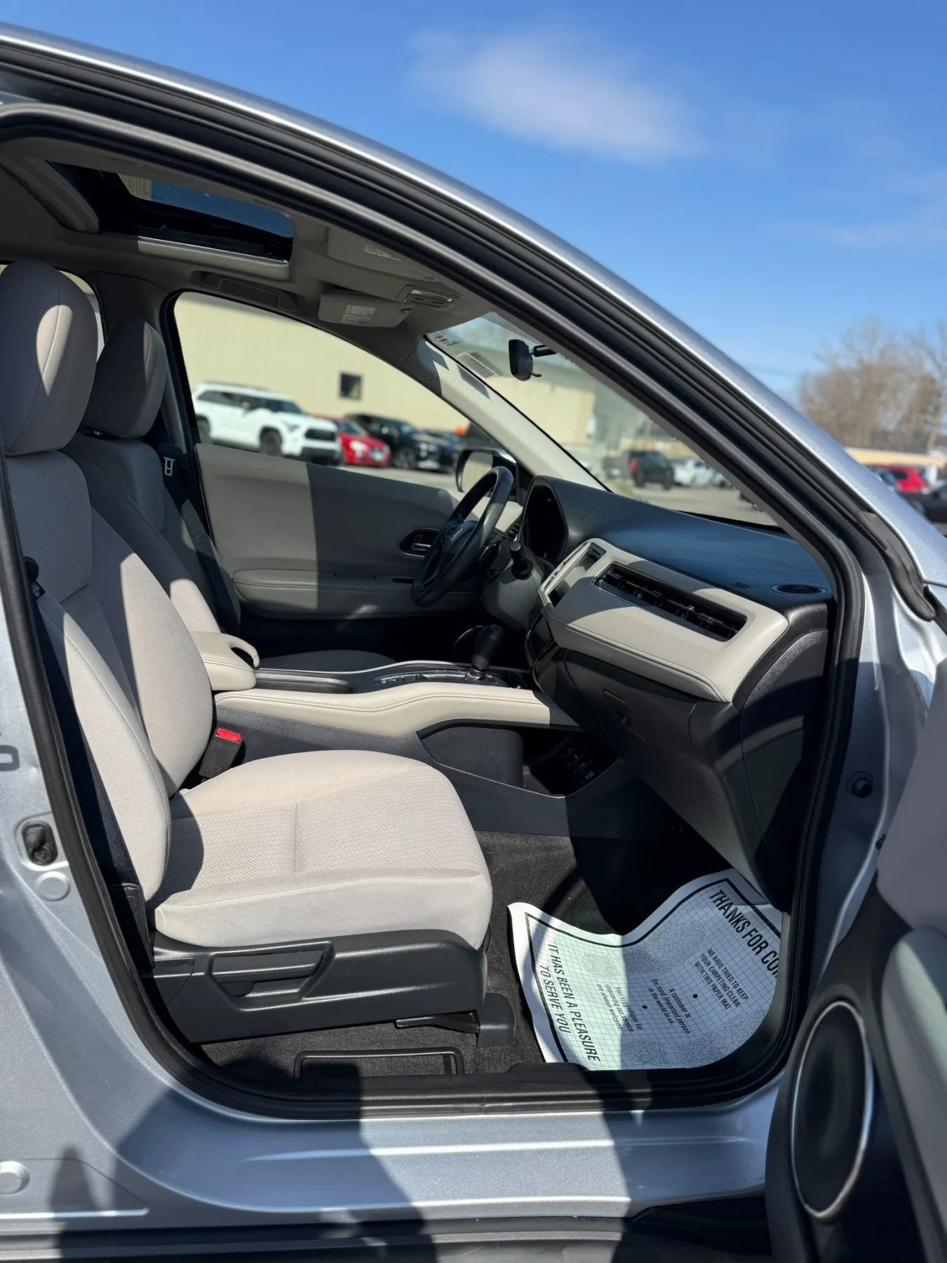 Used 2018 Honda HR-V EX image 16