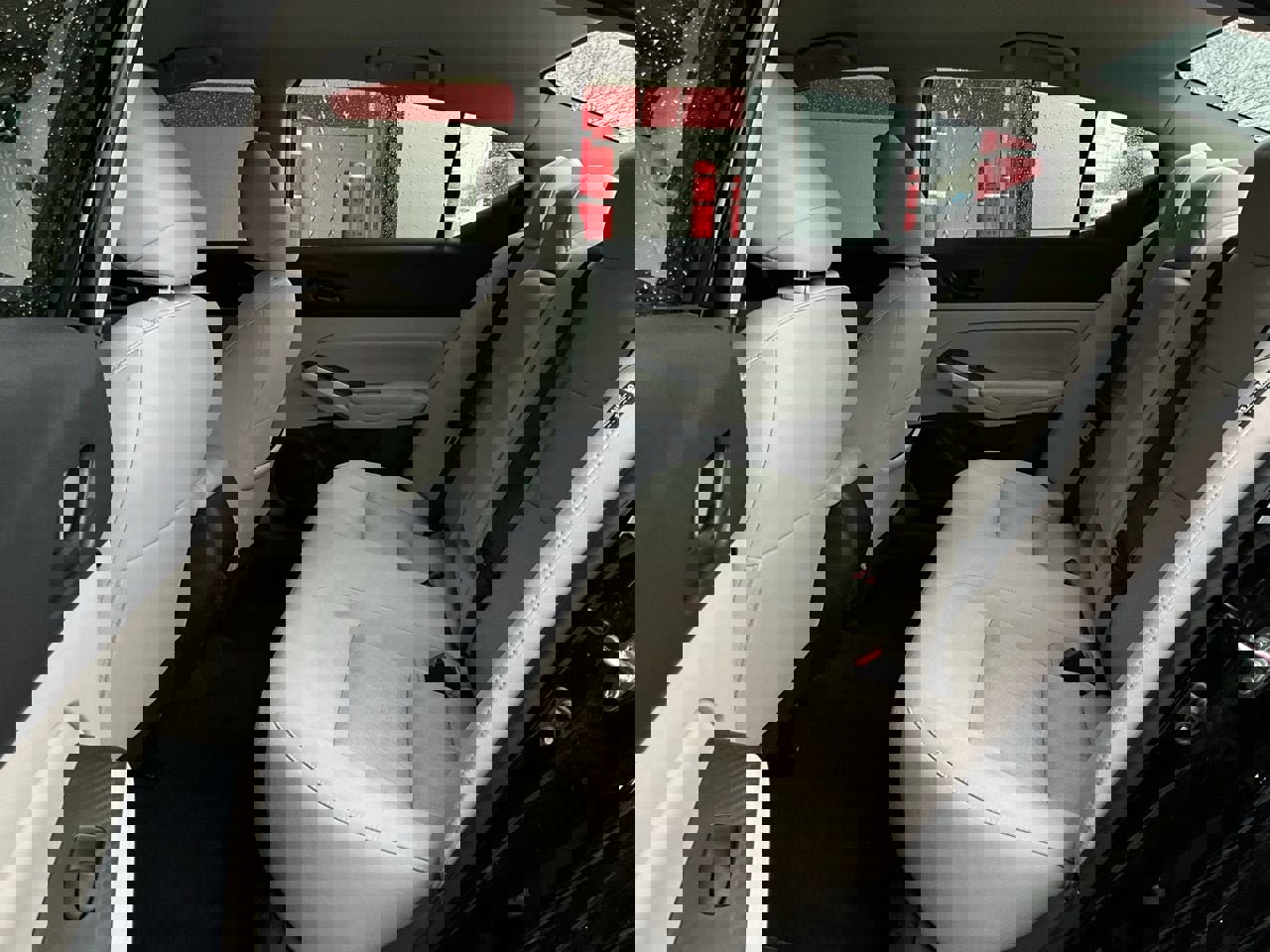 Used 2025 Nissan Altima 2.5 SV image 12