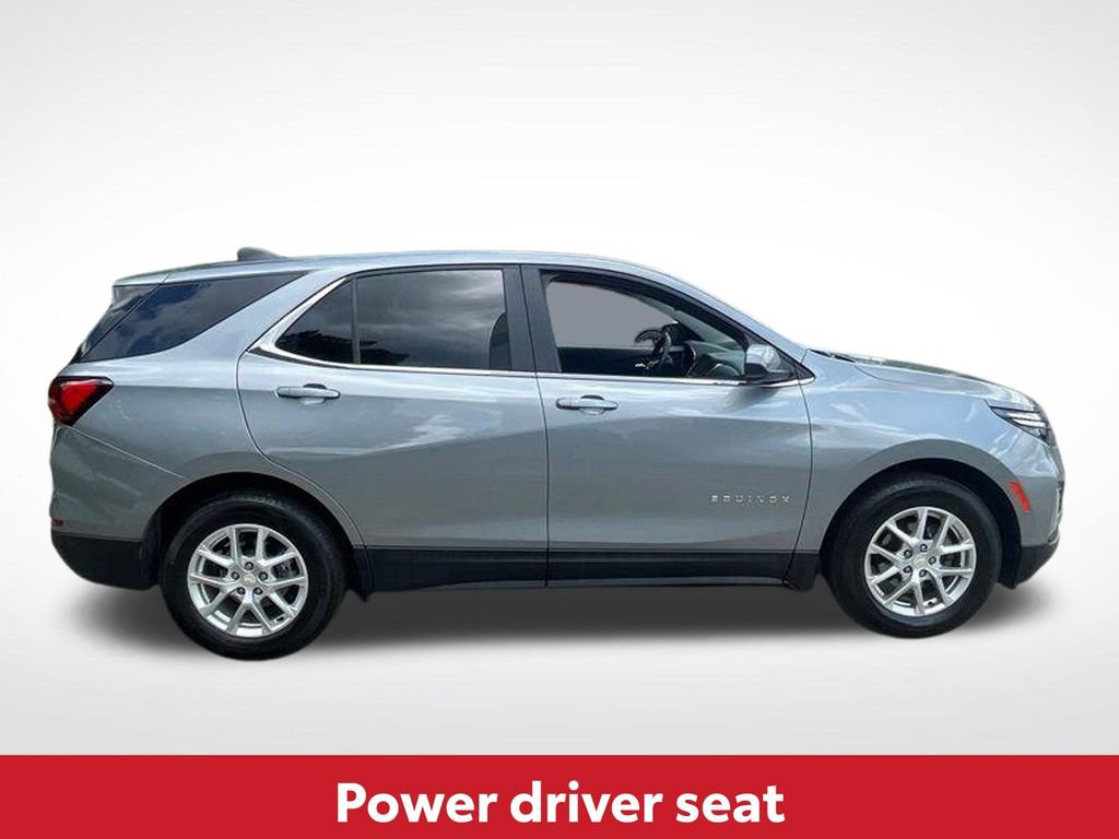 Used 2023 Chevrolet Equinox LT FWD image 9