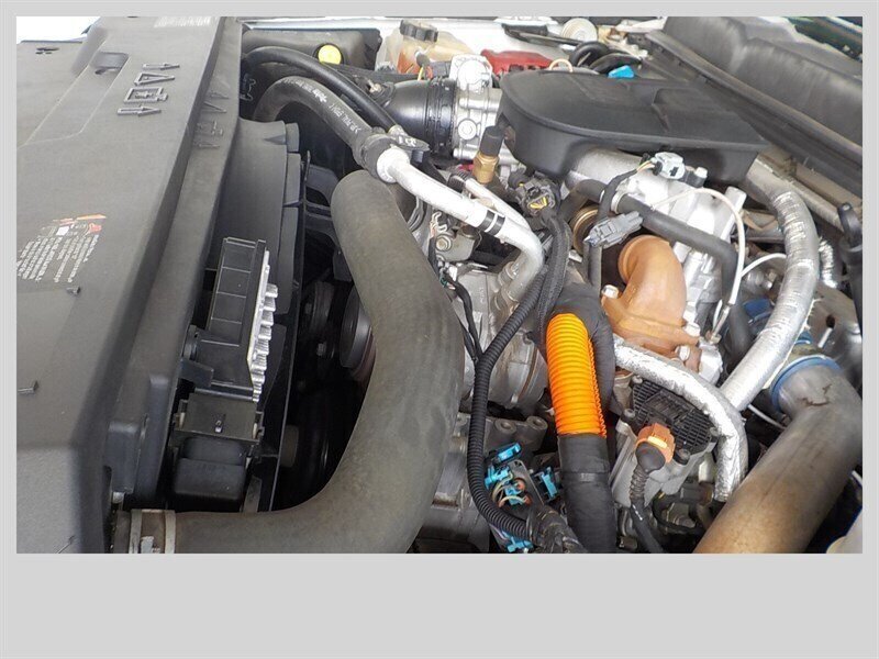 Used 2011 Chevrolet Silverado 2500 LT AWD/4WD image 39