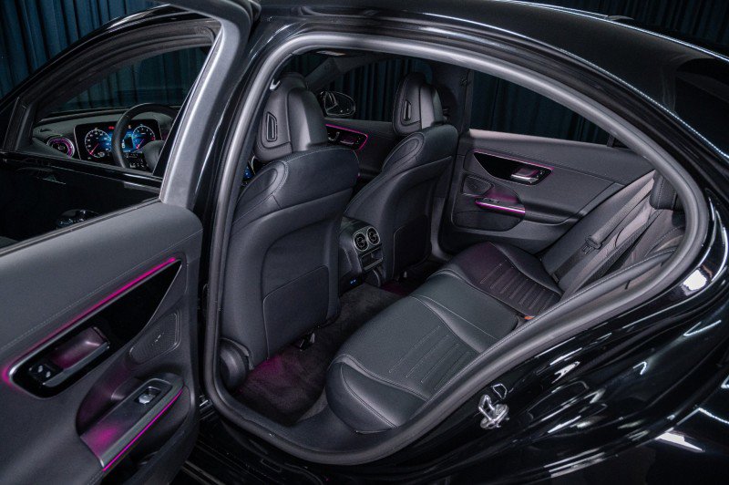 Used 2023 Mercedes-Benz C 300 Sedan image 25