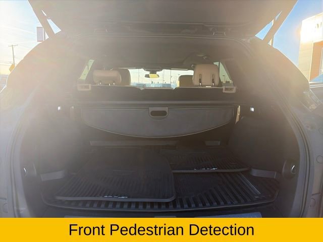 Used 2018 Cadillac XT5 Luxury w/ Driver Awareness Package image 32