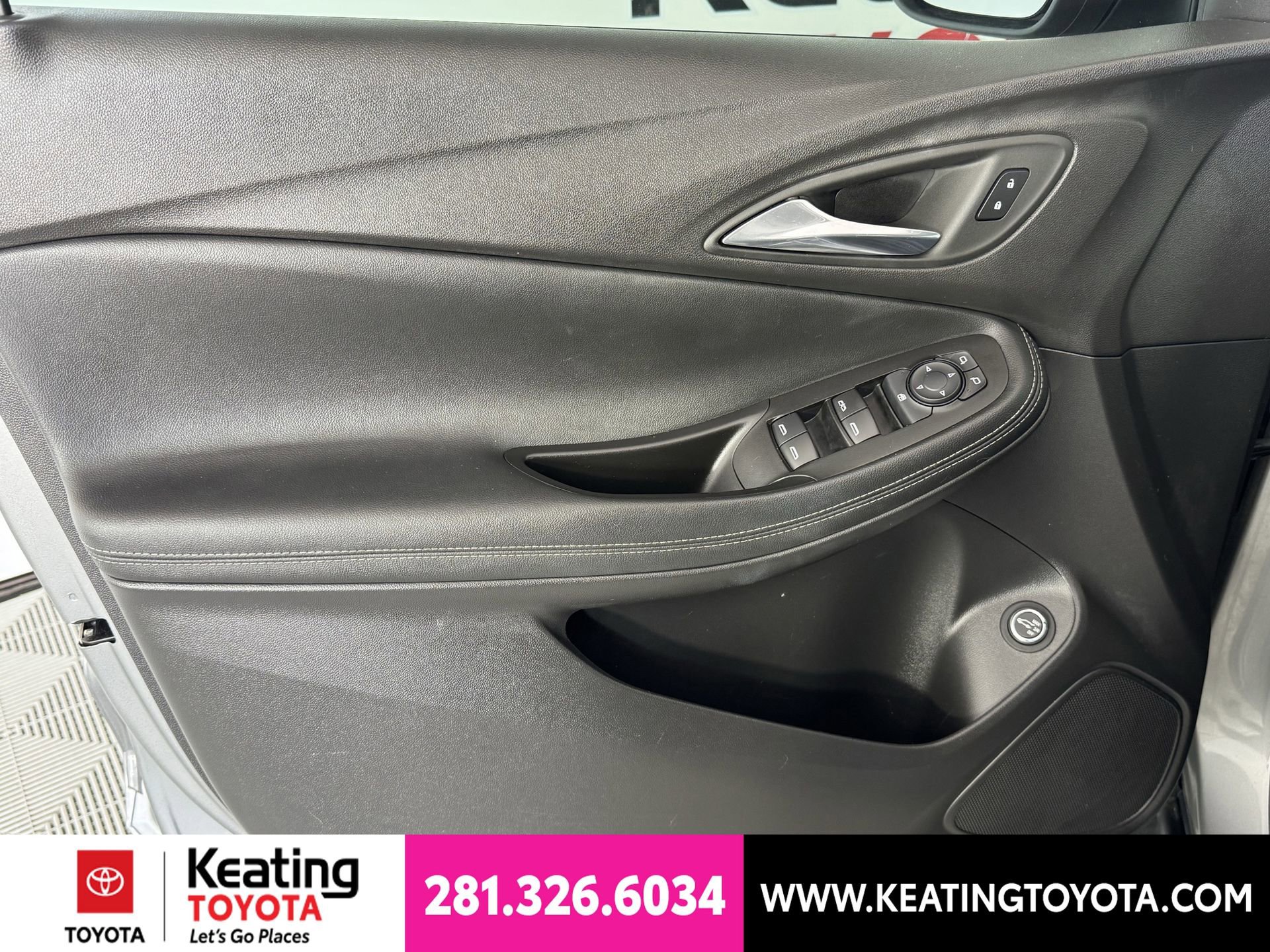 Used 2023 Buick Encore GX Select FWD image 11