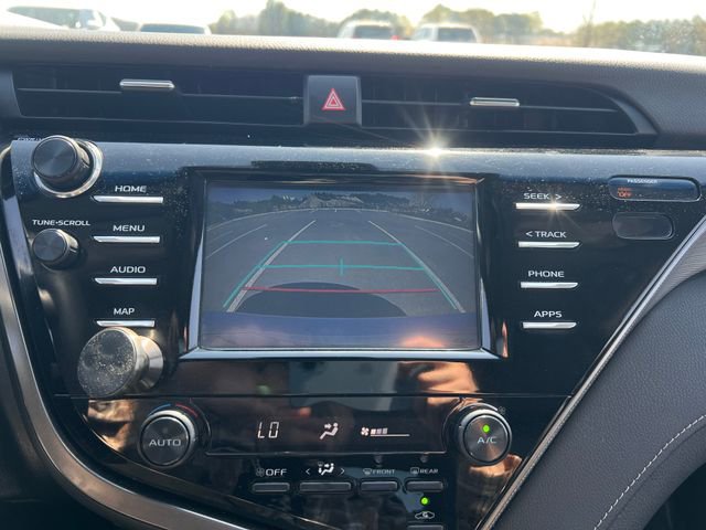 Used 2019 Toyota Camry SE image 23