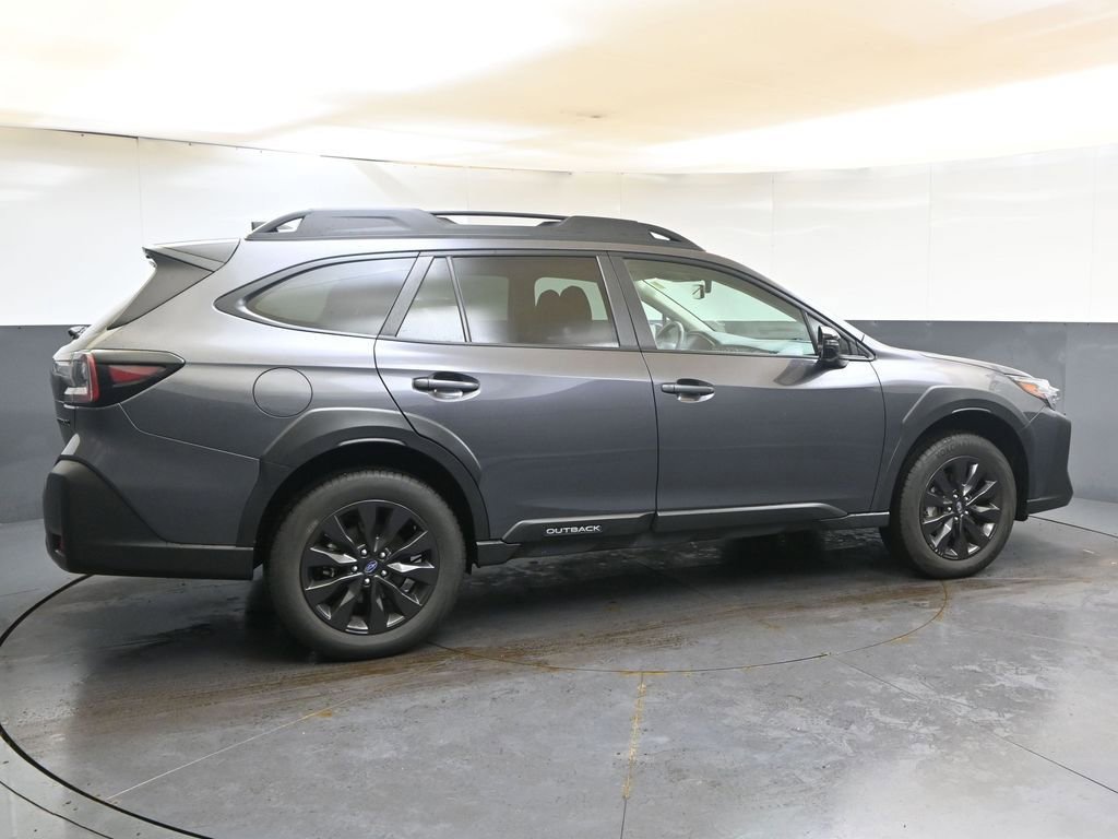 Certified 2025 Subaru Outback Onyx Edition image 6