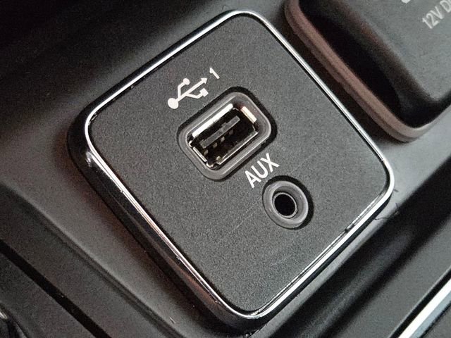 Used 2021 Jeep Cherokee Latitude Plus image 38