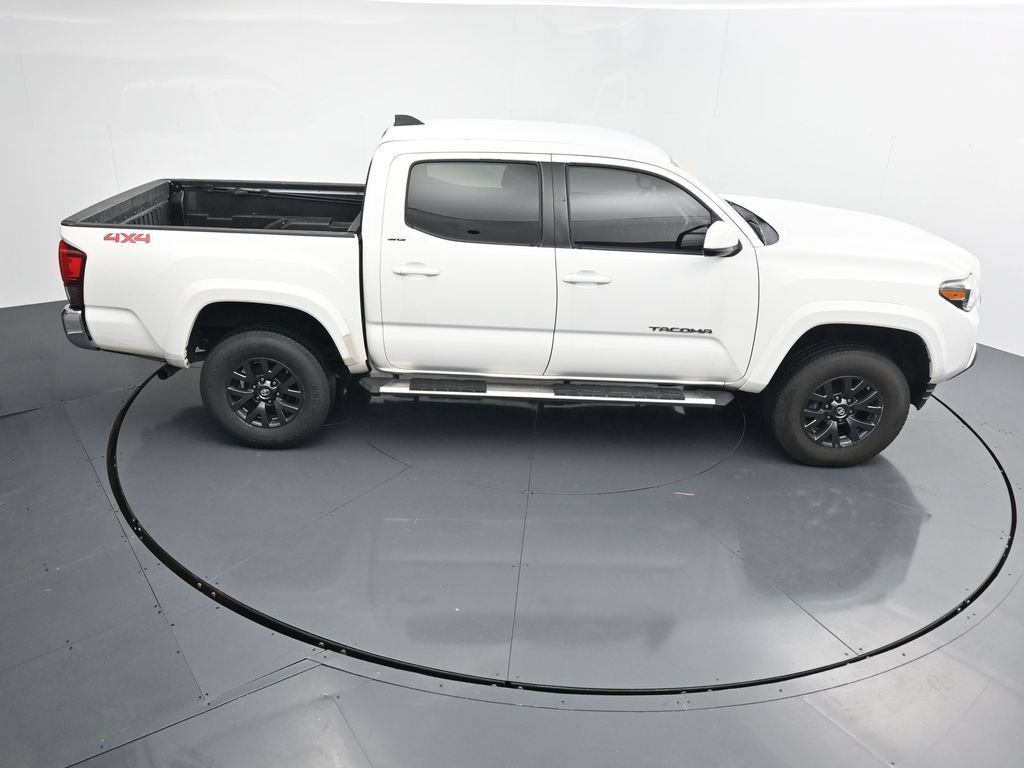 Used 2020 Toyota Tacoma SR5 AWD/4WD image 31