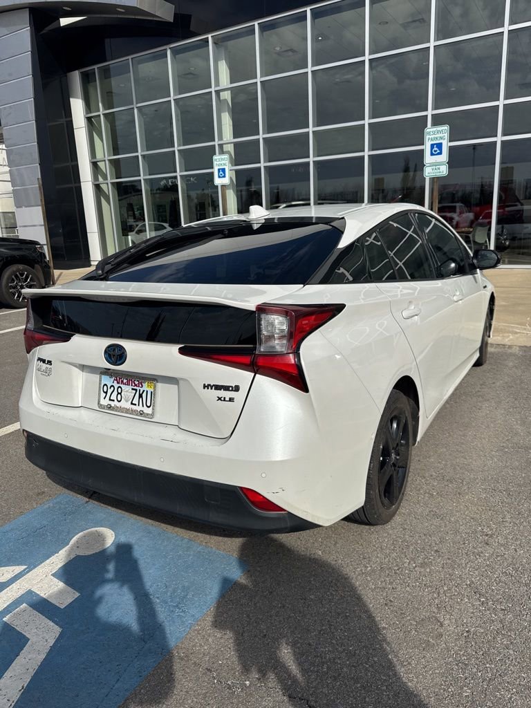 Used 2021 Toyota Prius XLE image 4
