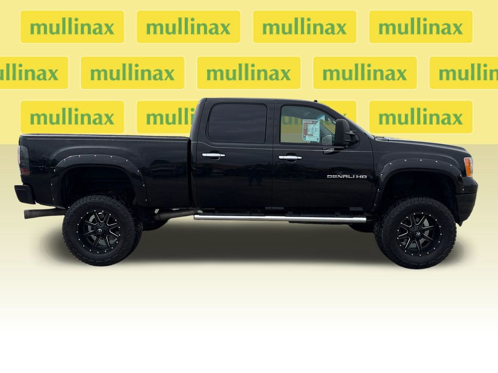 Used 2014 GMC Sierra 2500 Denali w/ Suspension Package, Off-Road video 2