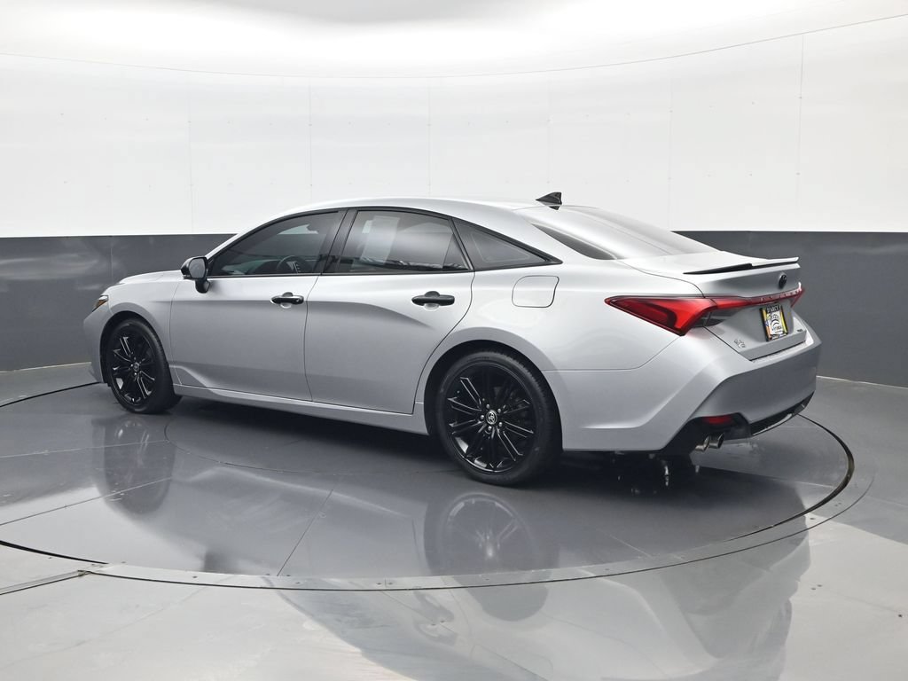Used 2021 Toyota Avalon XSE FWD image 8