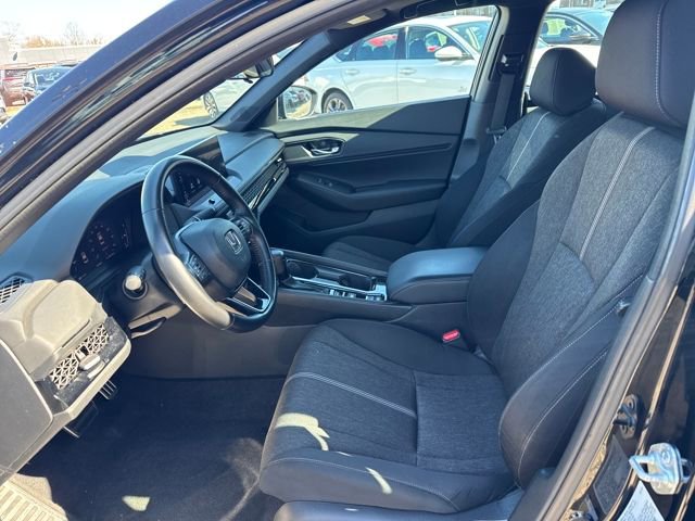 Used 2024 Honda Accord Sport image 3