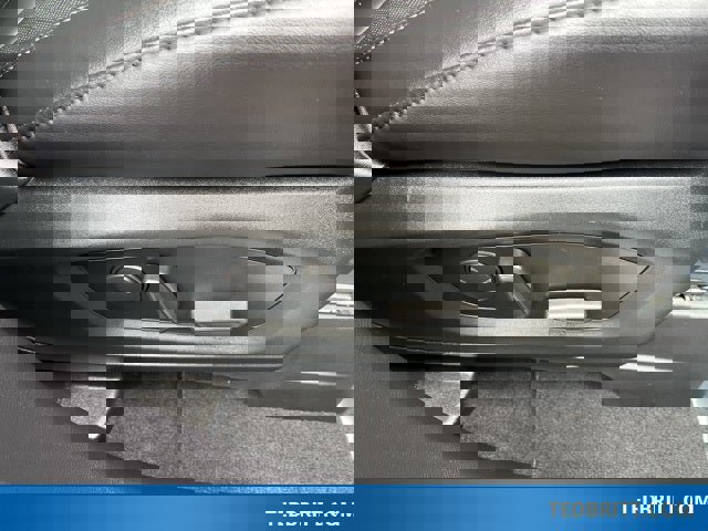 Certified 2022 Ford Explorer Platinum w/ Equipment Group 601A image 23