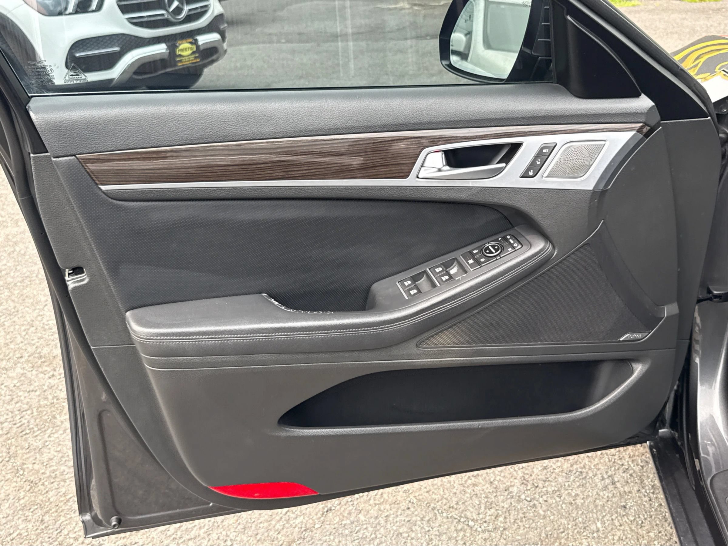 Used 2018 Genesis G80 3.8 w/ Option Group 02 AWD/4WD image 18