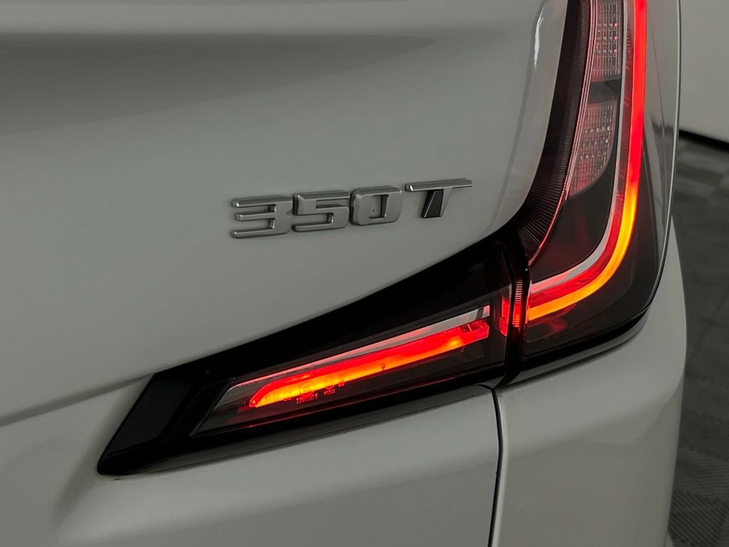 Used 2024 Cadillac XT4 Sport AWD/4WD image 13